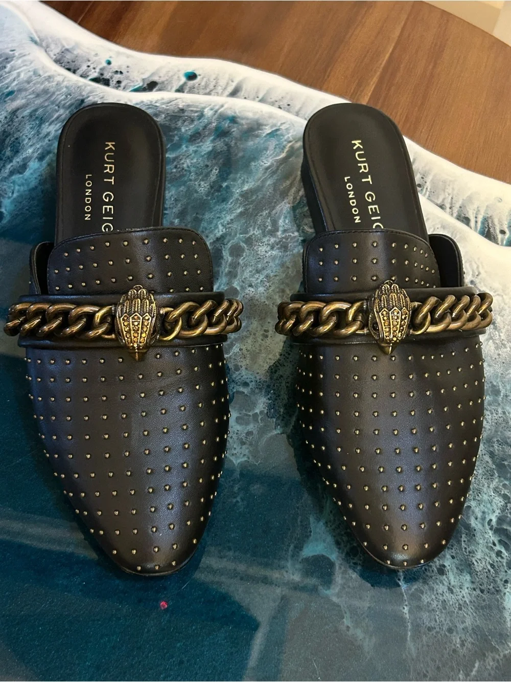 Kurt Keiger Chelsea Mules Black Leather Flats Size 5.5 US.